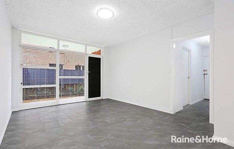 2/7 Everton Road, Strathfield NSW 2135