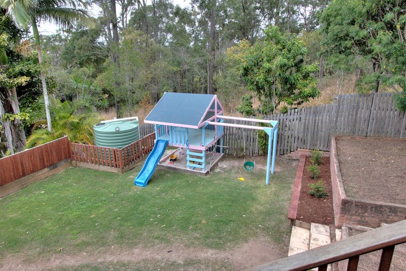 Photo - 27 Excalibur Road, Cornubia QLD 4130 - Image 16