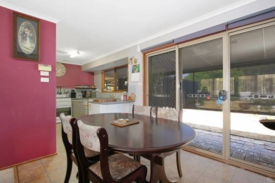 Photo - 27 Faithfull Street, Benalla VIC 3672 - Image 6