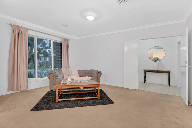 Photo - 27 Fieldwren Drive, Williams Landing VIC 3027 - Image 10