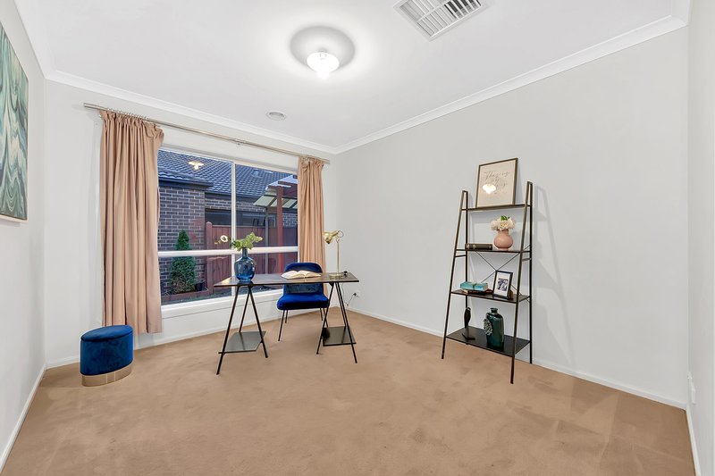 Photo - 27 Fieldwren Drive, Williams Landing VIC 3027 - Image 18