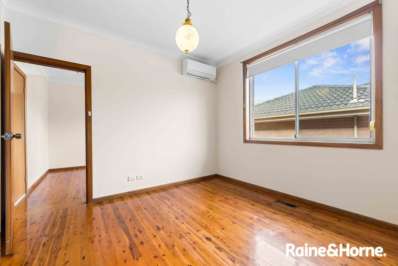 Photo - 27 Fifth Avenue, Canley Vale NSW 2166 - Image 6