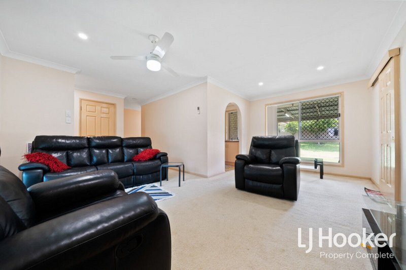 Photo - 27 Fifth Avenue, Marsden QLD 4132 - Image 3