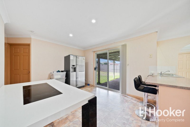 Photo - 27 Fifth Avenue, Marsden QLD 4132 - Image 5