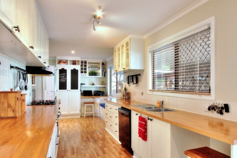 Photo - 27 Floret Street, Shailer Park QLD 4128 - Image 2