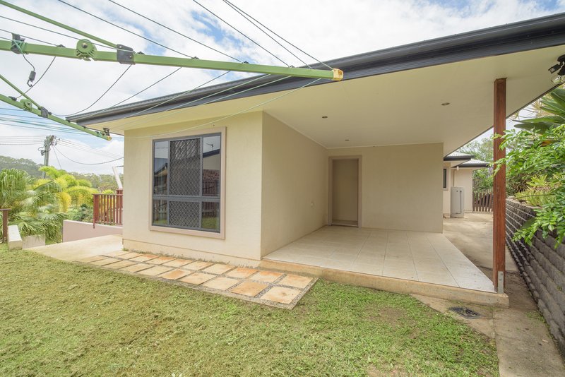 Photo - 27 Flounder Crescent, Toolooa QLD 4680 - Image 19