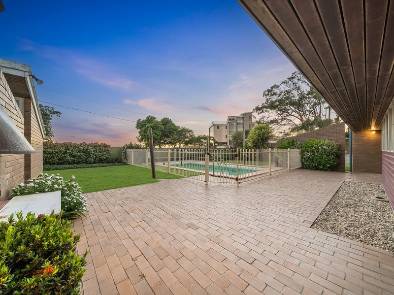 Photo - 27 Fortune Street, Scarborough QLD 4020 - Image 6