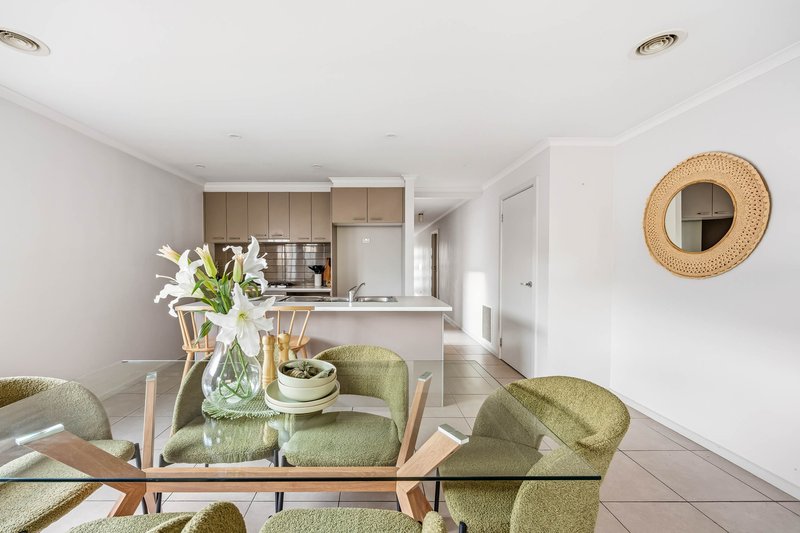 Photo - 27 Fraser Street, Mount Pleasant VIC 3350 - Image 9