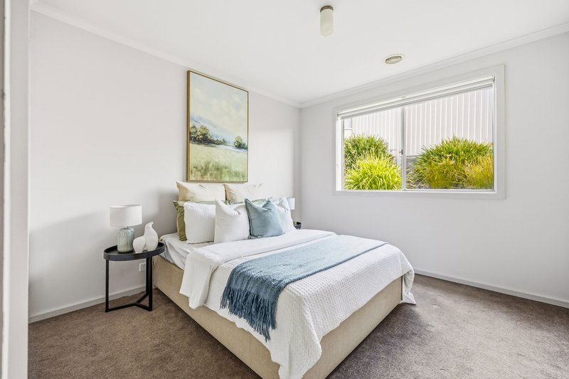 Photo - 27 Fraser Street, Mount Pleasant VIC 3350 - Image 15