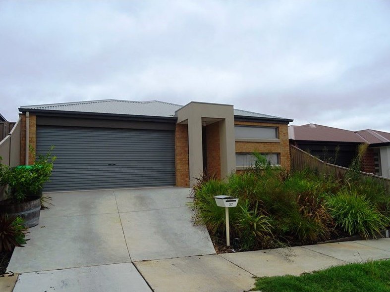 27 Fraser Street, Mount Pleasant VIC 3350