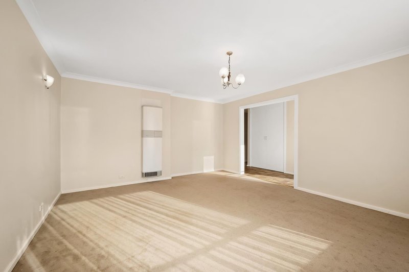 Photo - 27 Fuhrman Street, Evatt ACT 2617 - Image 10