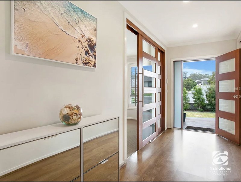 Photo - 27 Furlong Drive, Currans Hill NSW 2567 - Image 2