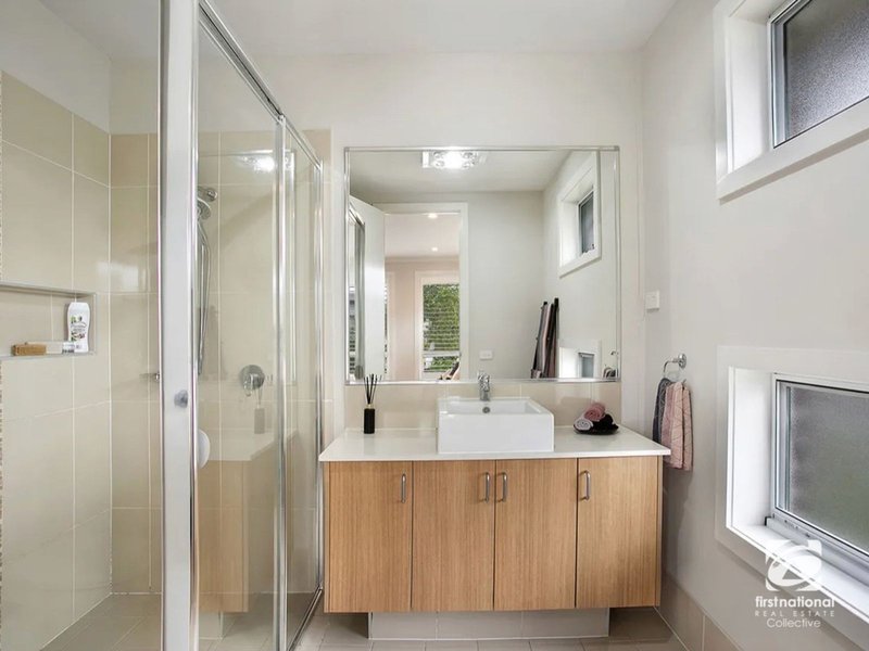 Photo - 27 Furlong Drive, Currans Hill NSW 2567 - Image 4