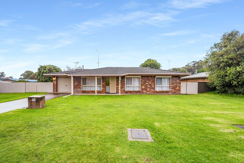 Photo - 27 Genoa Street, Mount Gambier SA 5290 - Image 2