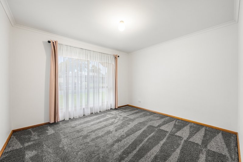 Photo - 27 Genoa Street, Mount Gambier SA 5290 - Image 7