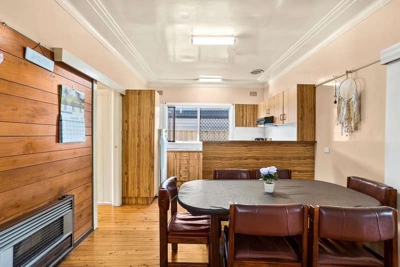 Photo - 27 George Street, Warilla NSW 2528 - Image 3