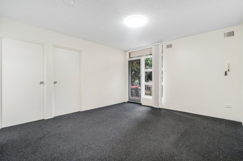 Photo - 2/7 Gibbons Street, Auburn NSW 2144 - Image 8