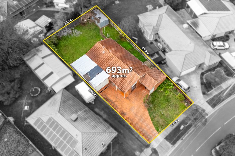 27 Gillingham Crescent, Craigieburn VIC 3064