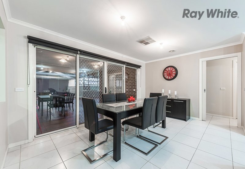 Photo - 27 Glencoe Street, Kurunjang VIC 3337 - Image 6