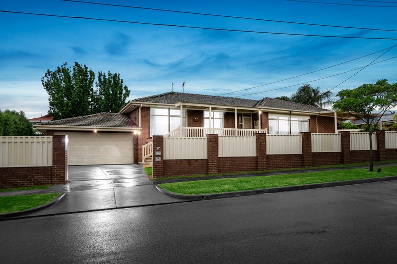 Photo - 27 Glenda Street, Doncaster VIC 3108 - Image 1