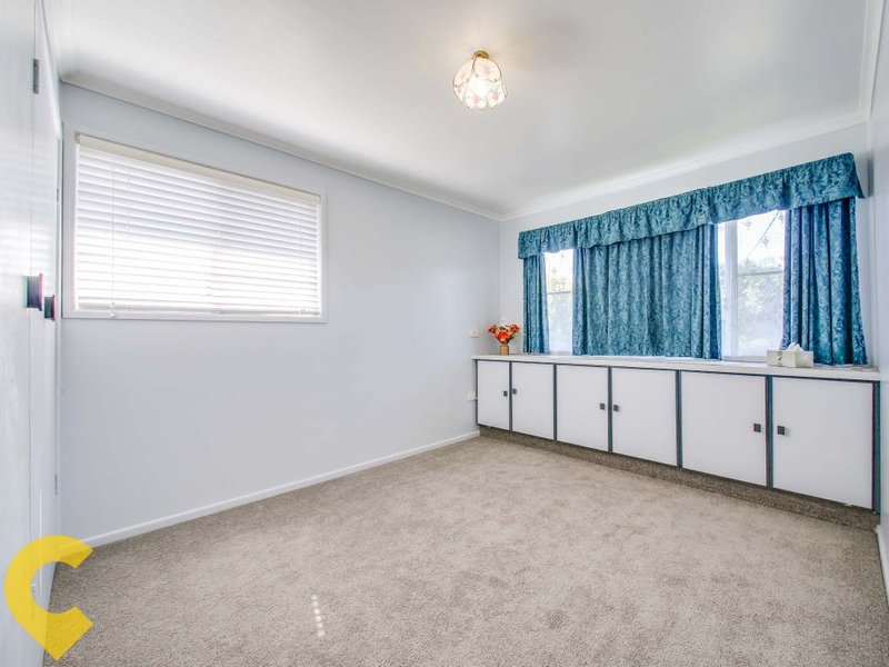 Photo - 27 Glenwood Drive, Morayfield QLD 4506 - Image 10