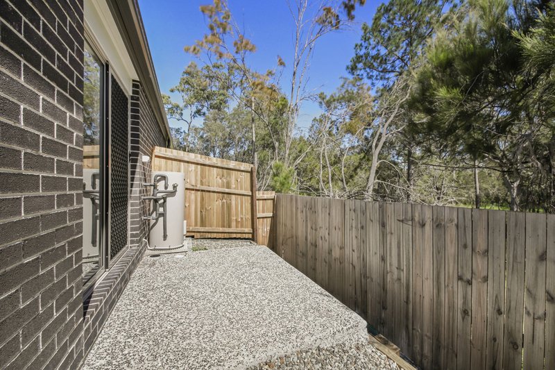 Photo - 2/7 Goodwin Close, Park Ridge QLD 4125 - Image 8