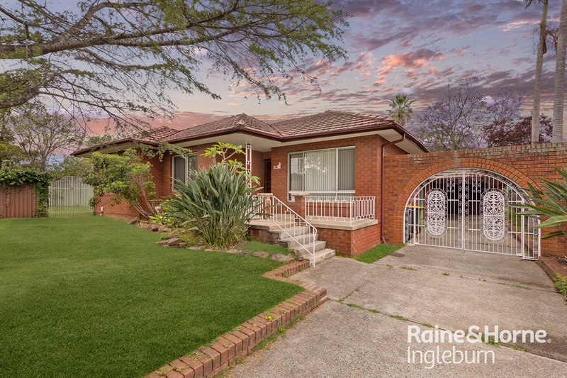 27 Gordon Avenue, Ingleburn NSW 2565