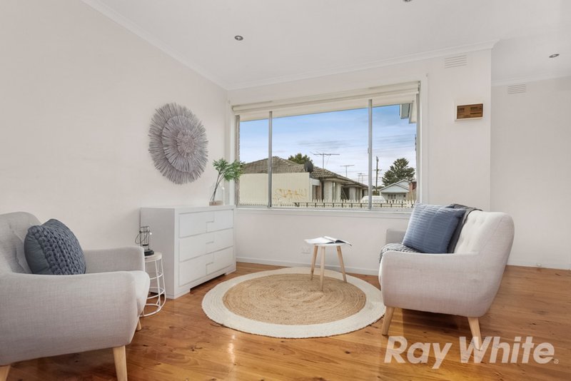 Photo - 2/7 Gordon Street, Brunswick West VIC 3055 - Image 3