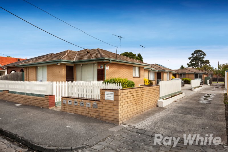 Photo - 2/7 Gordon Street, Brunswick West VIC 3055 - Image 9