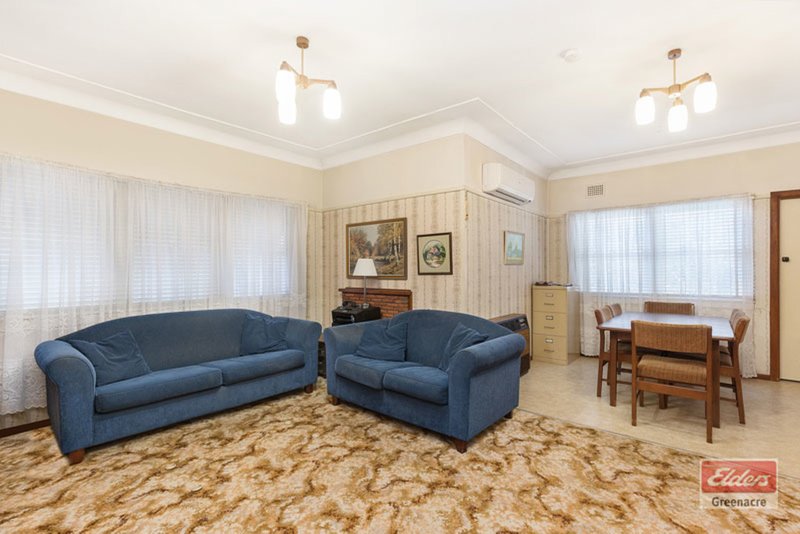 Photo - 27 Gosling Street, Greenacre NSW 2190 - Image 3