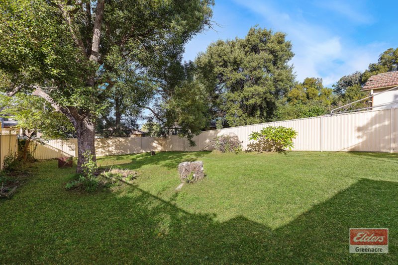 Photo - 27 Gosling Street, Greenacre NSW 2190 - Image 5