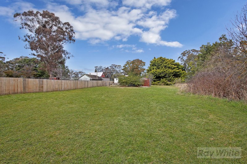 Photo - 27 Goulburn Street, Marulan NSW 2579 - Image 6