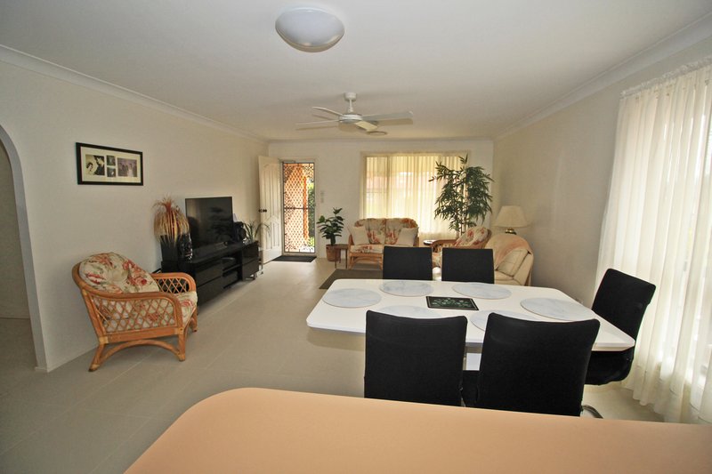 Photo - 2/7 Gow Place, Laurieton NSW 2443 - Image 8