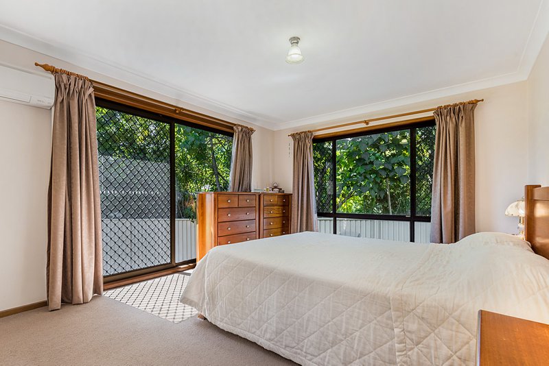 Photo - 27 Graham Drive, Landsborough QLD 4550 - Image 7