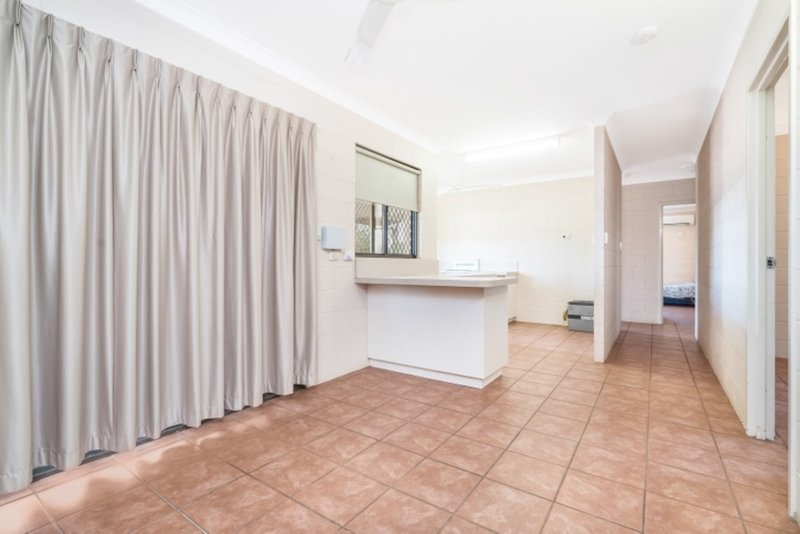 Photo - 27 Granites Drive, Rosebery NT 0832 - Image 6