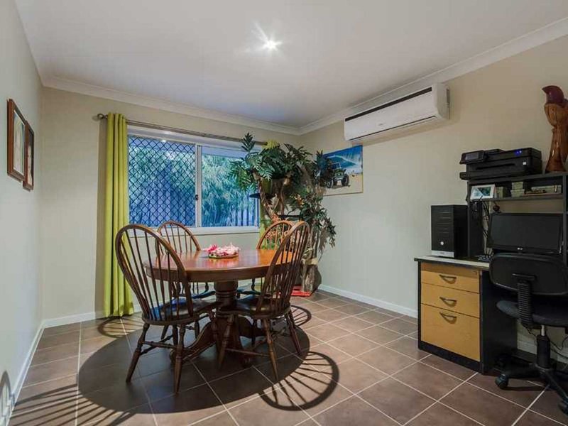 Photo - 27 Grasslands Crescent, Reedy Creek QLD 4227 - Image 7