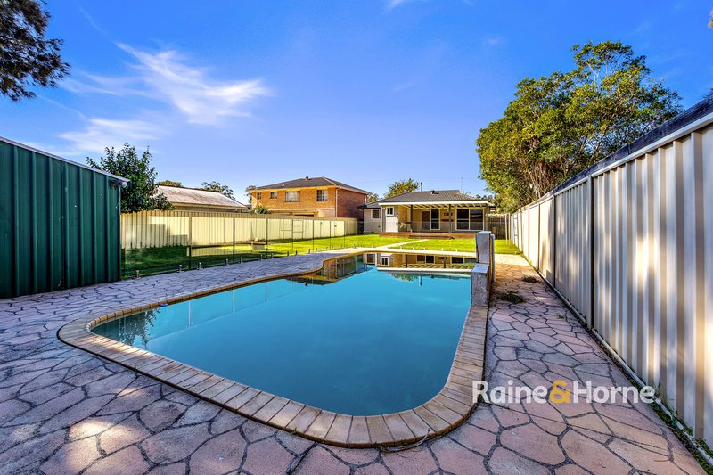 Photo - 27 Greenfield Road, Empire Bay NSW 2257 - Image 2