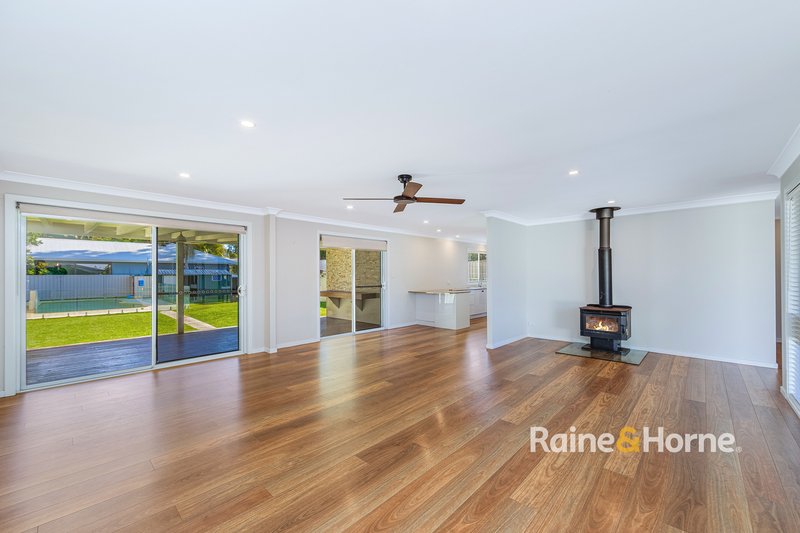 Photo - 27 Greenfield Road, Empire Bay NSW 2257 - Image 6
