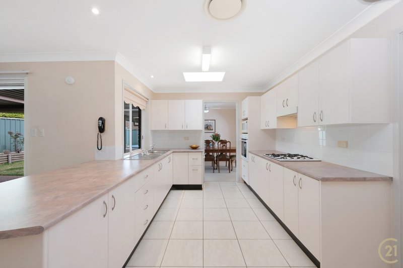 Photo - 27 Greenlee Street, Green Point NSW 2251 - Image 3