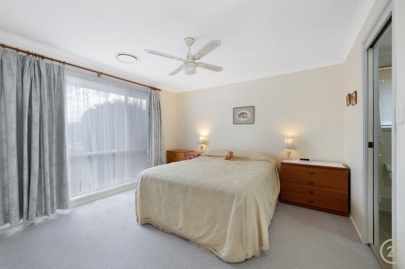 Photo - 27 Greenlee Street, Green Point NSW 2251 - Image 9