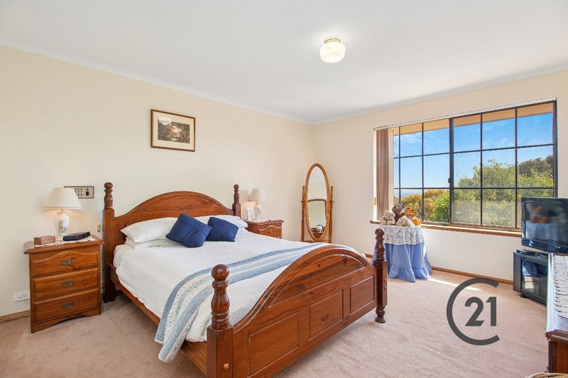 Photo - 27 Greenridge Court, Wynn Vale SA 5127 - Image 12