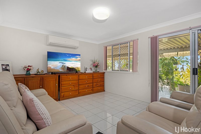 Photo - 27 Gremalis Drive, Parkhurst QLD 4702 - Image 3