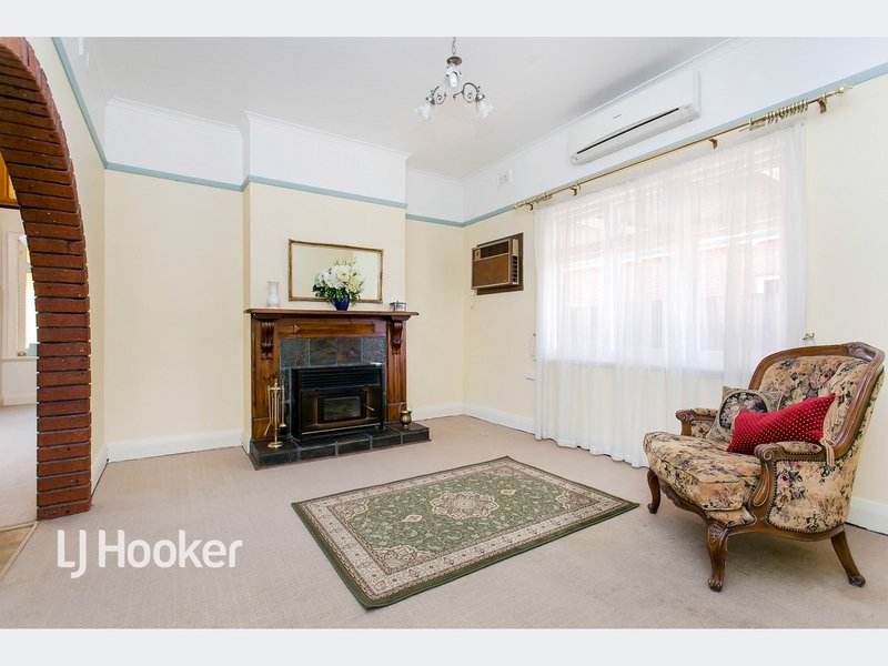 Photo - 27 Greville Avenue, Flinders Park SA 5025 - Image 4