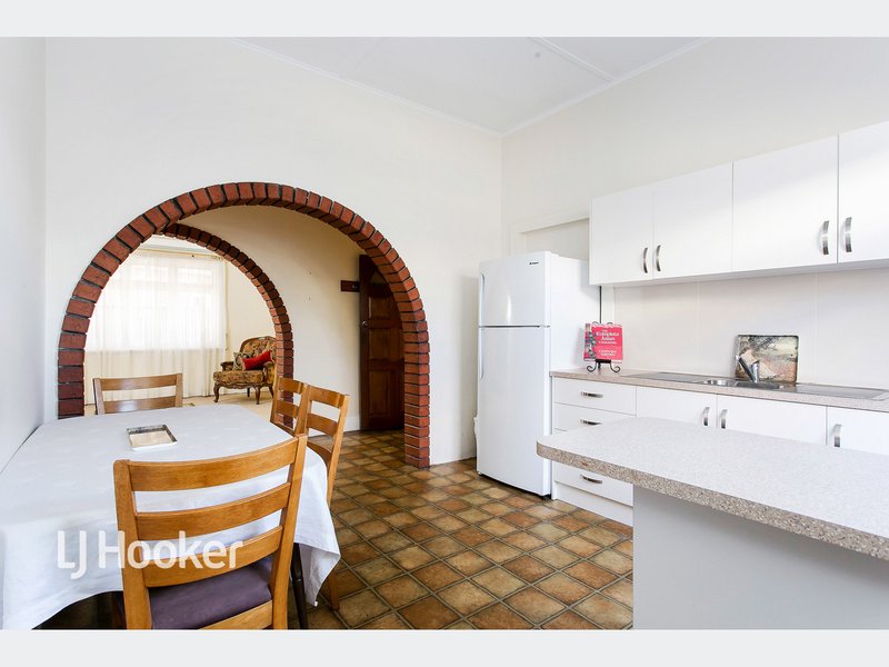 Photo - 27 Greville Avenue, Flinders Park SA 5025 - Image 8