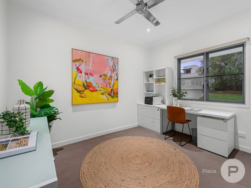 Photo - 27 Gristock Street, Coorparoo QLD 4151 - Image 6