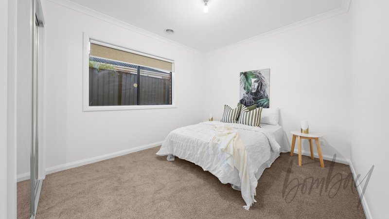 Photo - 27 Groveton Street, Craigieburn VIC 3064 - Image 12