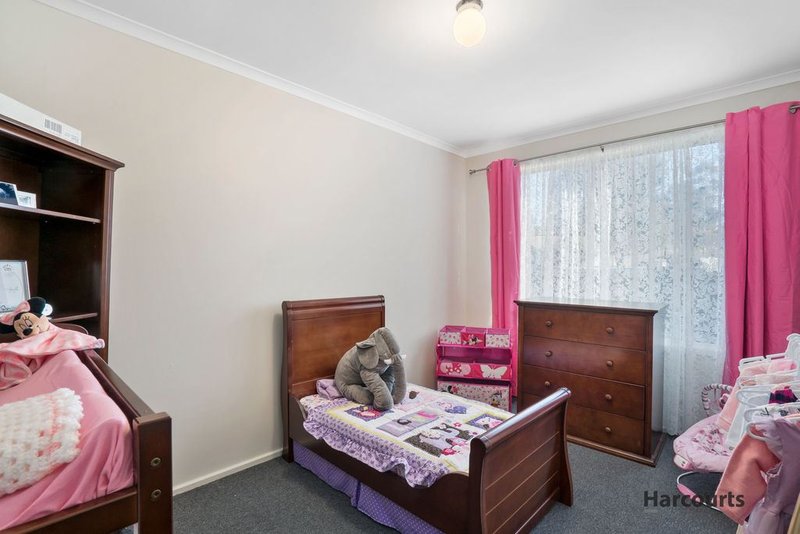 Photo - 27 Guilford Crescent, Gagebrook TAS 7030 - Image 7