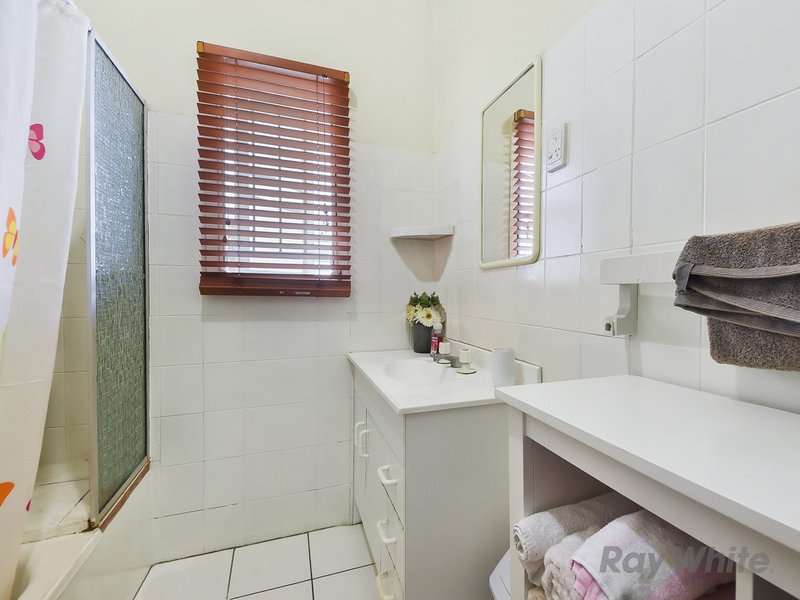 Photo - 27 Halcomb Street, Zillmere QLD 4034 - Image 9