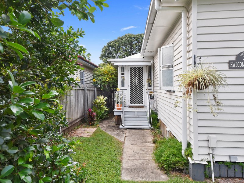 Photo - 27 Halcomb Street, Zillmere QLD 4034 - Image 13