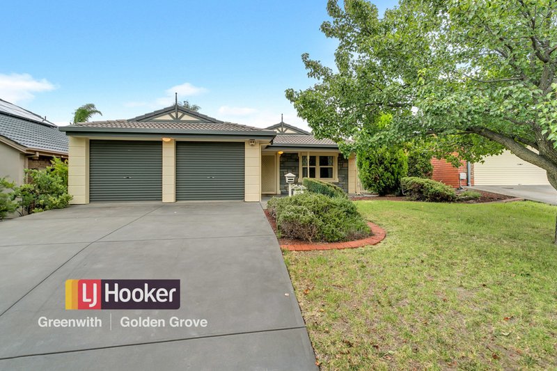 27 Hampton Court, Wynn Vale SA 5127